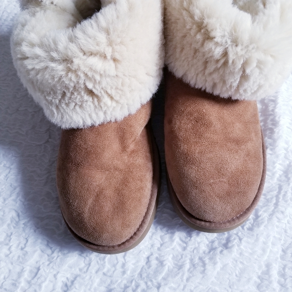 Classic Bailey Button Ugg Boots - image 3